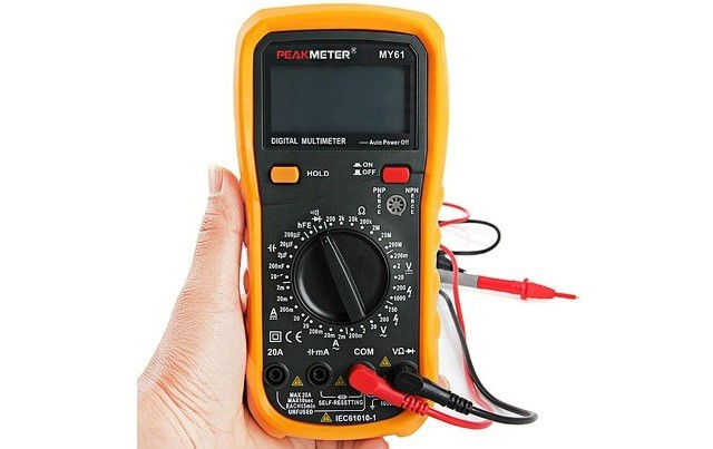 Base de conocimiento FDM → Solución de Problemas → Uso del multímetro